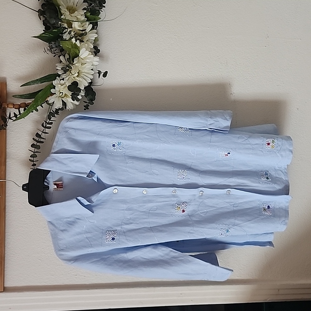 Women button down 3/4 sleeve